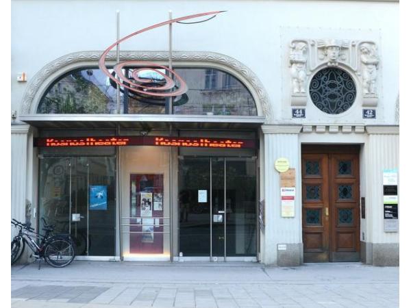 Bild 1 von Kosmostheater