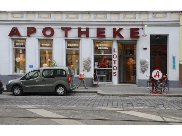 Bild 1 von Lotos-Apotheke