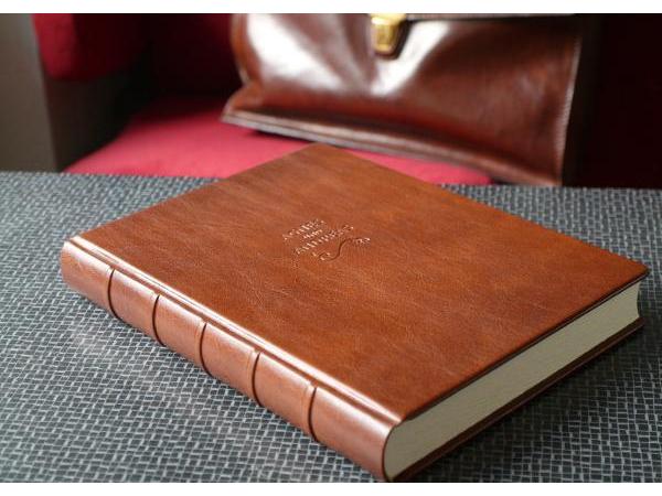 Bild 7 von Buchbinderei Sanders, Books & Belts