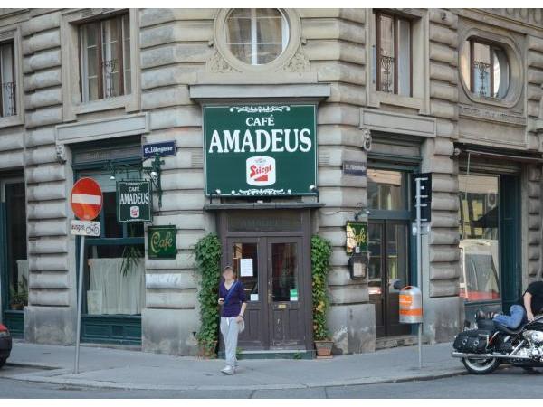 Bild 1 von Cafe Amadeus