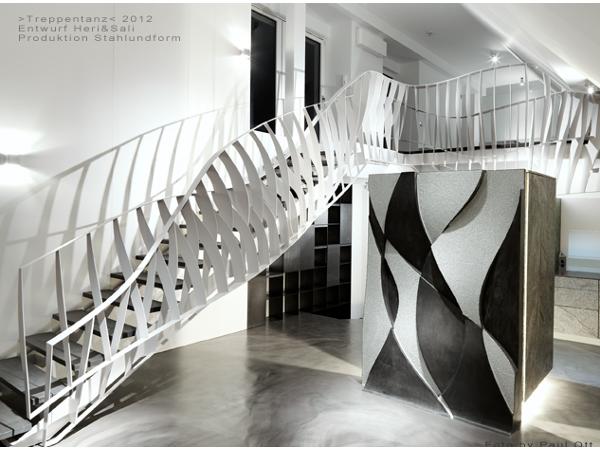 Bild 1 von STAHLUNDFORM Fraiss & Perlinger OG Sonderfertigung für Architektur