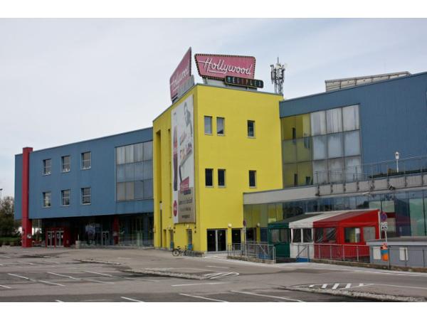 Auto Kunst Kino St. Plten - blaklimos.com