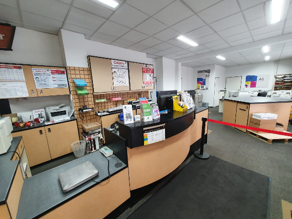 Bild 1 von Mail Boxes Etc. Zedlitzgasse - Versand, Verpackung, Grafik & Druck