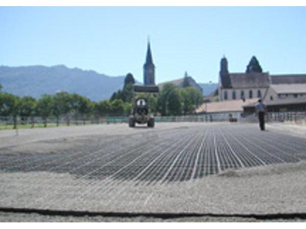 Bild 10 von Pro Equus - Reitplatz, Paddock & Stallbedarf