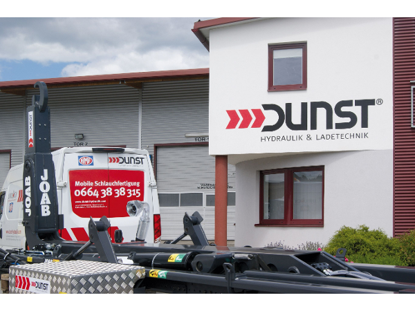 Bild 9 von Dunst KFZ u. Hydraulik GmbH