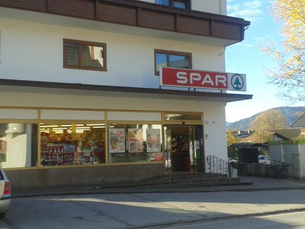 Bild 2 von SPAR Fechter Niederndorf