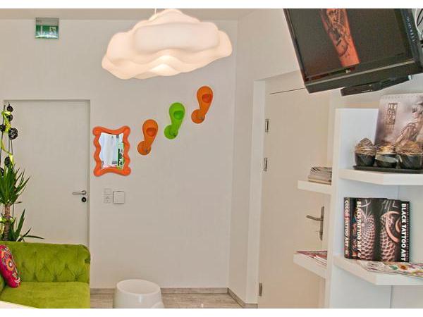 Bild 7 von Triple-J Energy Tattoo Max Schorn