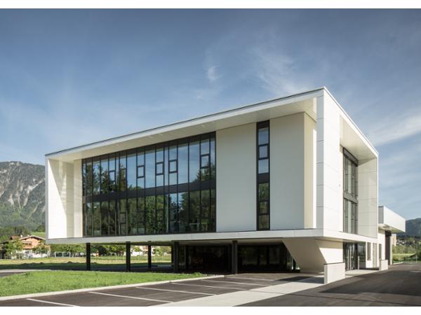 Bild 3 von Peneder Bau-Elemente GmbH