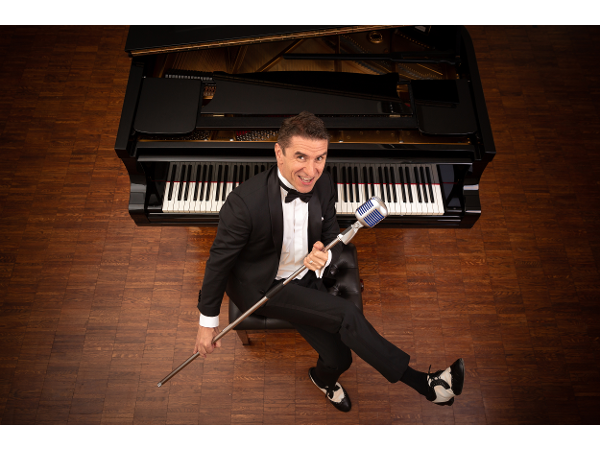 Bild 4 von Sänger-Pianist für Bestattungen