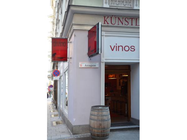 Bild 1 von DIVINO Vino & Tapas