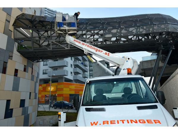 Bild 1 von AGS Gebäudereinigung GmbH