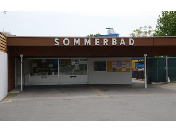 Bild 1 von Großfeldsiedlungsbad - Kombibad der Stadt Wien