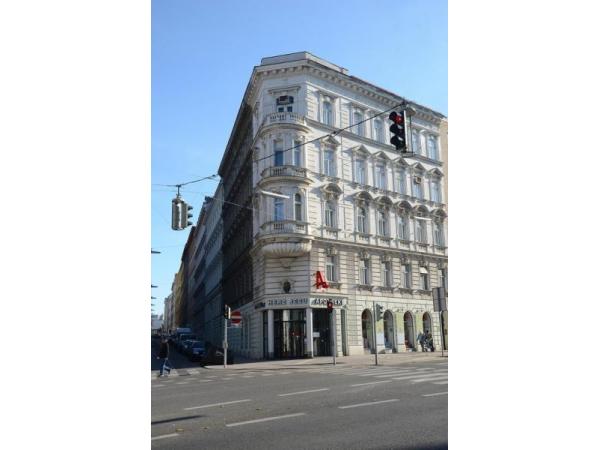 Bild 1 von Herz-Jesu-Apotheke