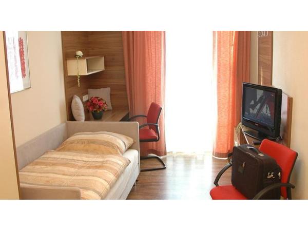 Bild 6 von Hotel Garni Schwanenstadt - Daniela Urich