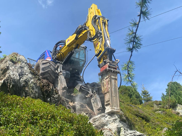 Bild 8 von ERDBAU Lercher GmbH