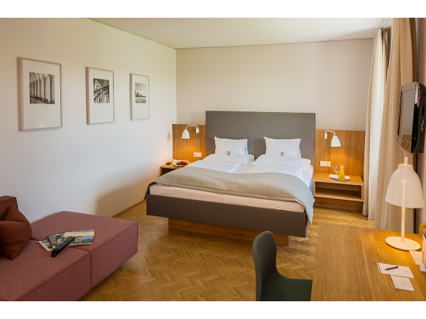 Bild 13 von SCHLOSS SEGGAU - Hotel/Kongresse/Tagungen/Seminare/ Bischöflicher Weinkeller