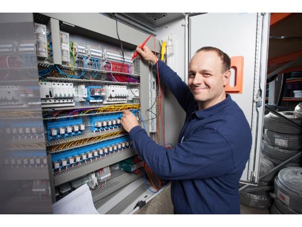Bild 2 von Elektro Schartner GmbH