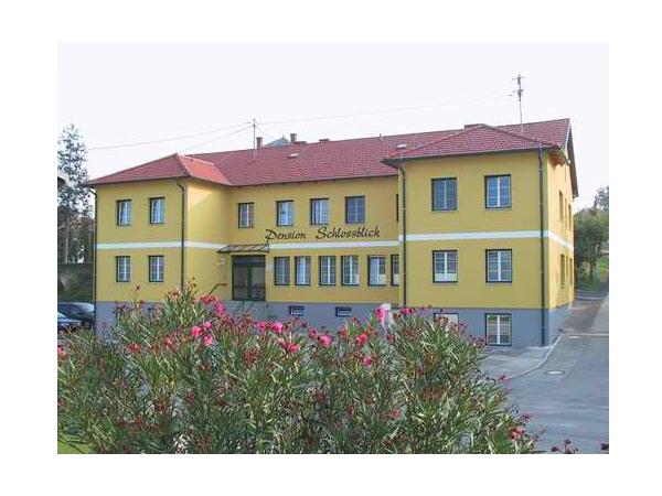 Bild 1 von Toth-Golubits Maria - Pension Schlossblick***