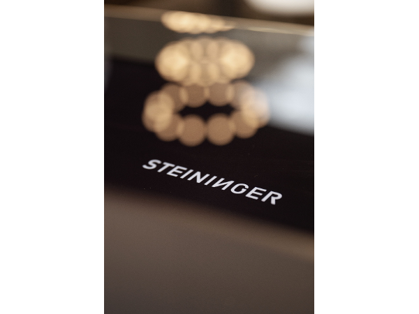 Bild 4 von STEININGER DESIGNERS Showroom Wien