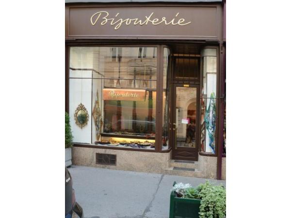 Bild 1 von Thomann Ilse