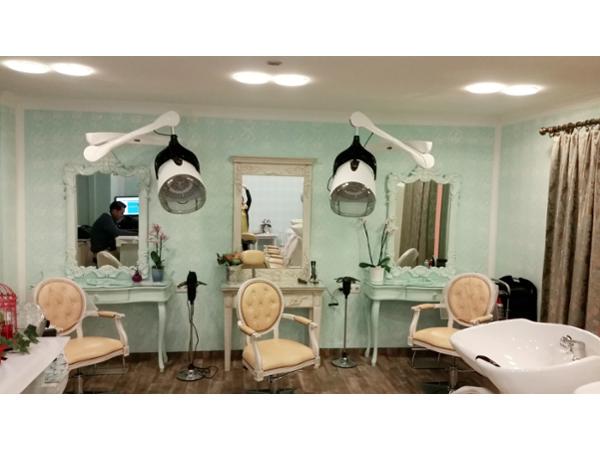 Bild 2 von Shaby Schnitt Vintage Saloon e.U.