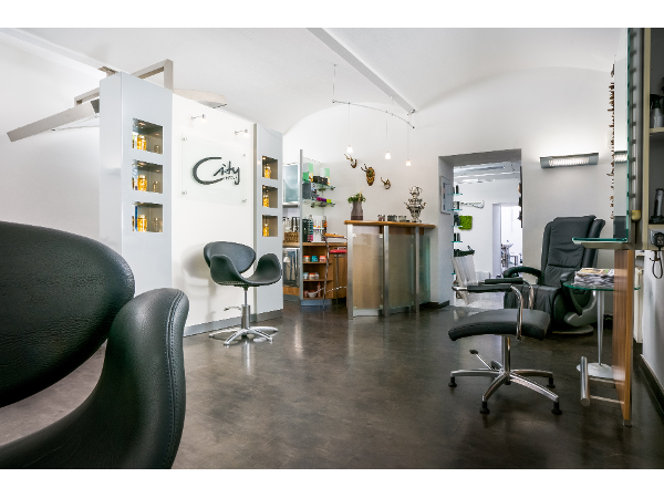 Bild 3 von City Friseur Wels