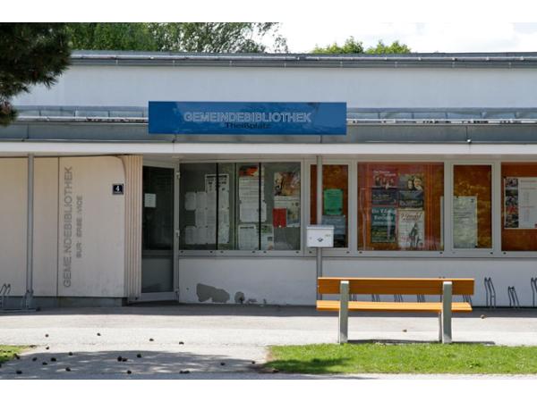 Bild 1 von Gemeindebücherei
