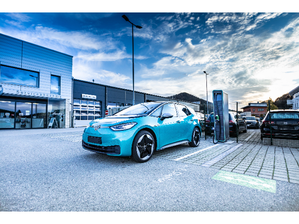 Bild 2 von Autohaus Lindner Hof