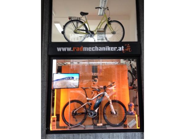 Bild 3 von Radmechaniker