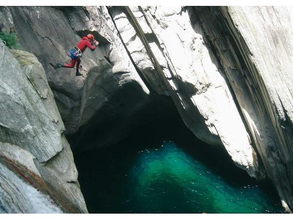 Bild 1 von Canyoning Team Vorarlberg
