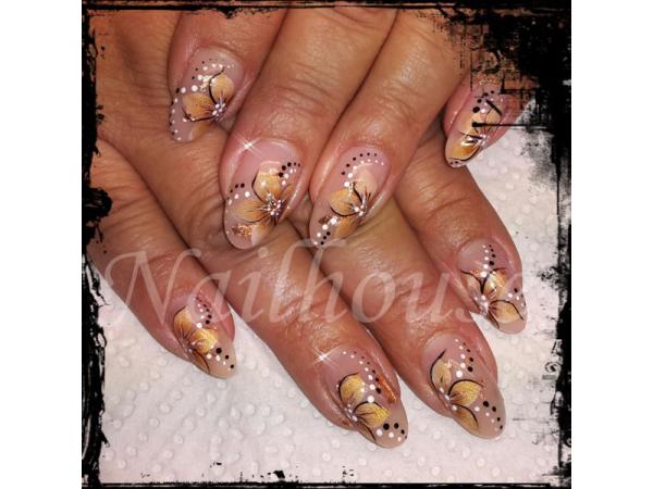 Bild 2 von Nailhouse Nagelstudio Michaela Siml