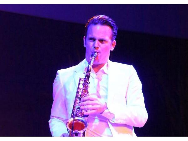 Bild 18 von SOULSAX - Der Saxophonist für Ihr Event Benny Horatschek