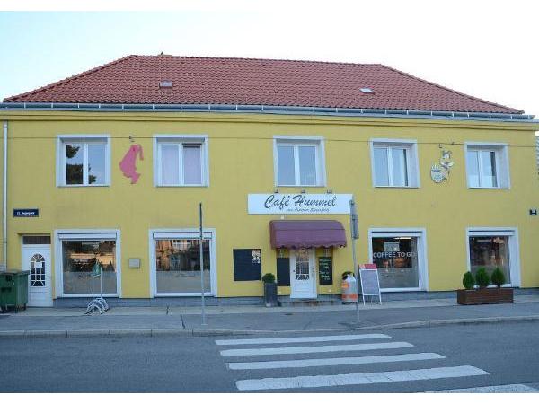 Bild 1 von Cafe Hummel - am Asperner Siegesplatz