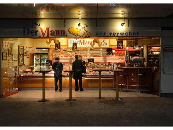 Bild 1 von Der MANN der verwöhnt Backwaren