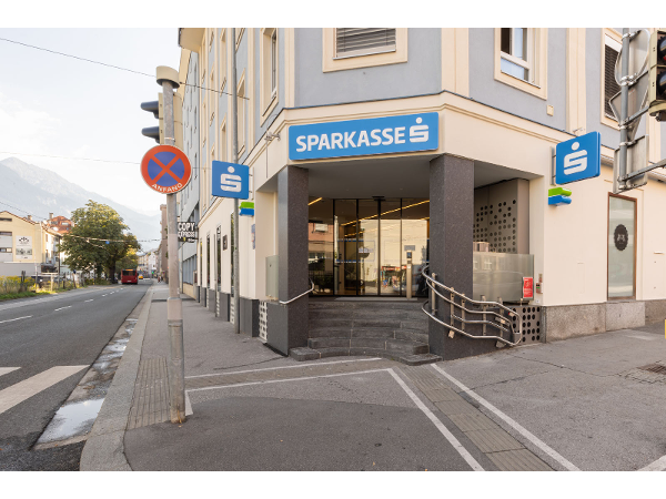Bild 1 von Tiroler Sparkasse Bankaktiengesellschaft Innsbruck - Filiale Universität