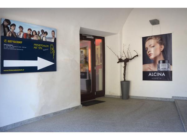 Bild 1 von Frisiersalon mit Stil