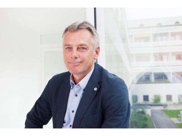 Bild 4 von Dr. Gernot Aitzetmüller