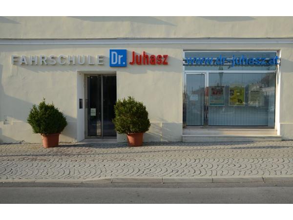 Bild 1 von Fahrschule Dr Juhasz