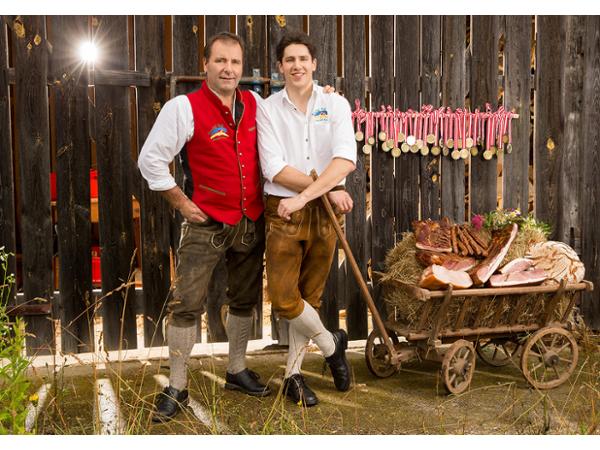 Bild 13 von Reiss Heuriger