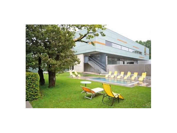 Bild 2 von Hallenbad, Sauna & Parkbad Freizeitpark Vöcklabruck