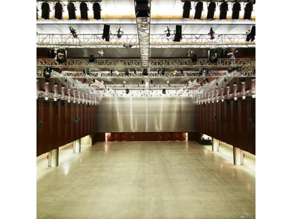 Bild 9 von Helmut-List-Halle