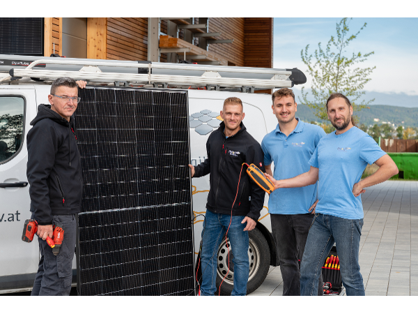 Bild 37 von Nikko Photovoltaik GmbH