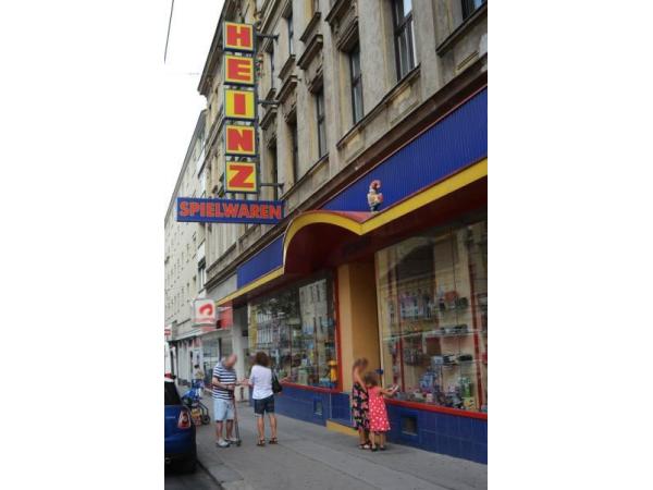 Bild 1 von Spielwaren Heinz