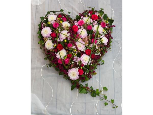 Bild 10 von Blumen Steurer | Ihr Landflorist am URTELHof