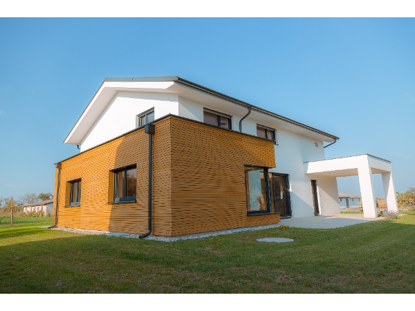 Bild 10 von Holzbau Fischer GmbH - Fertighausbau und Zimmerei