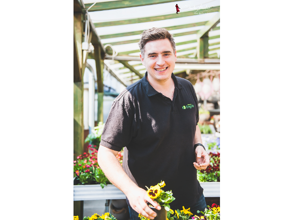 Bild 8 von Blumen Engele - Inh Mario Marbler