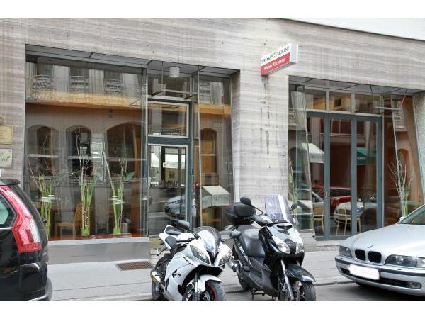 Bild 1 von Wrenkh Restaurant