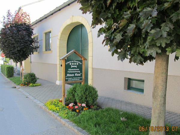 Bild 2 von Haus Resi - Gästebetten u. Ferienwohnungen