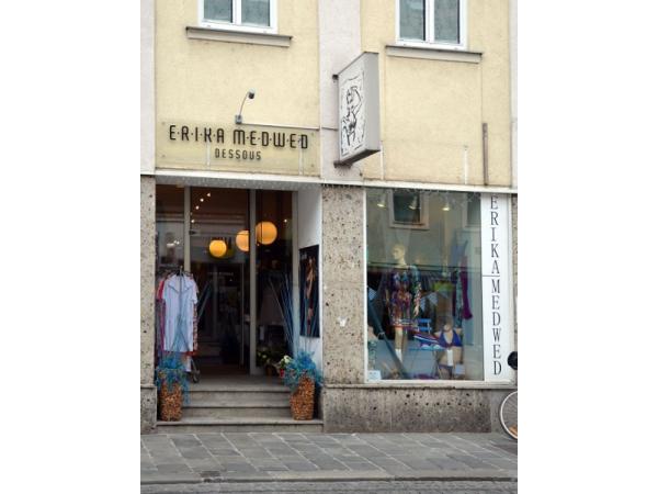 Bild 1 von Medwed Erika - Dessous