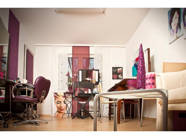 Bild 3 von Kaarisma - Style & Smile / Friseur, Make-up, Stilberatung